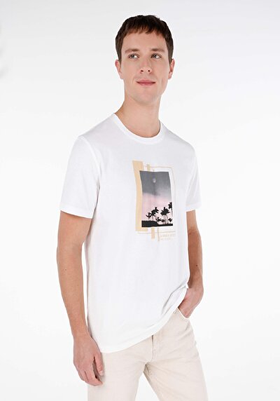 صورة من   رقبة مستديرة مستقيم تي شيرت أبيض بأكمام قصيرة للرجال