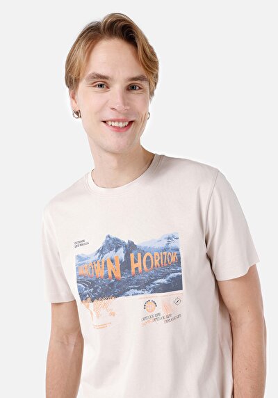 صورة من مقاس عادي رقبة مستديرة مستقيم تي شيرت رجالي بيج كم قصير