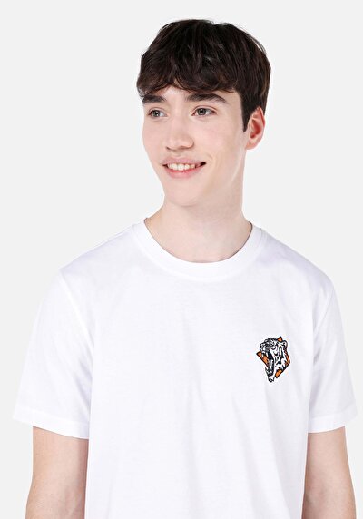 صورة من رقبة مستديرة مستقيم تي شيرت أبيض بأكمام قصيرة للرجال