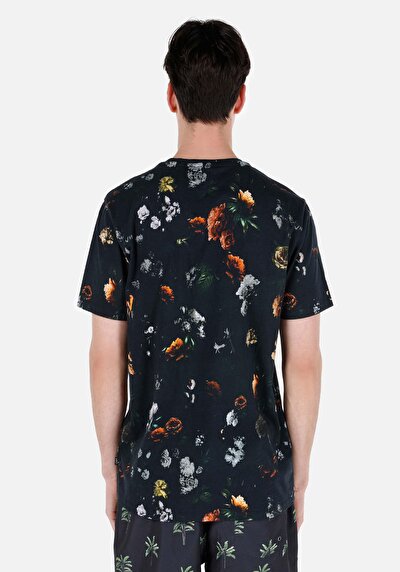 صورة من رقبة مستديرة مطبوعة رجالي أسود قصيرة الأكمام تي شيرت