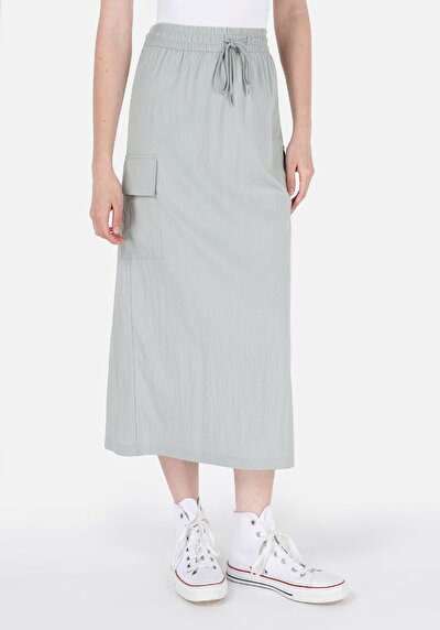 اعرض التفاصيل لـ ميدي تنورة خضراء نسائية