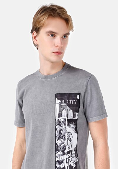 صورة من عادي مقاس رقبة مستديرة رجالي رمادي كم قصير تي شيرت