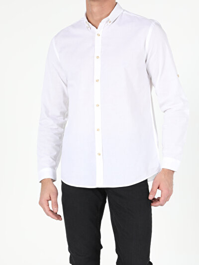 صورة من أبيض للرجال قميص كم طويل