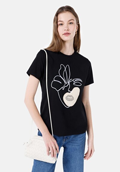 صورة من عادي مقاس رقبة مستديرة نسائي أسود كم قصير تي شيرت