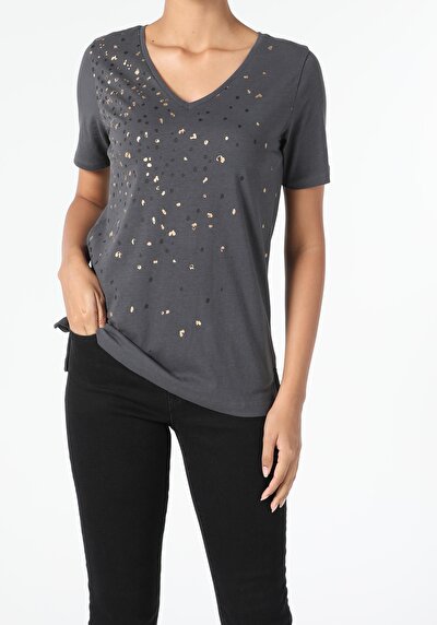 صورة من أنتراسيت للنساء تي شيرت بأكمام قصيرة