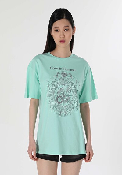 اعرض التفاصيل لـ أخضر للنساء تي شيرت بأكمام قصيرة