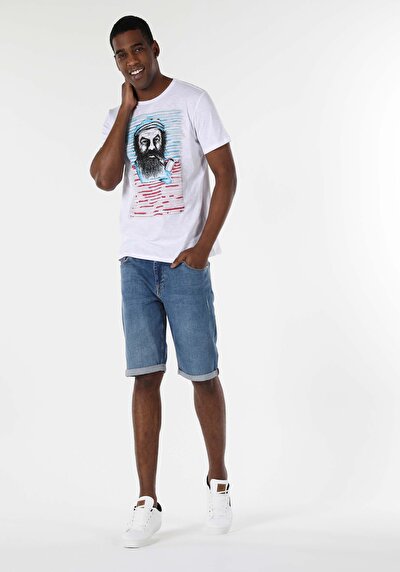 صورة من أبيض للرجال تي شيرت بأكمام قصيرة