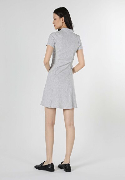 صورة من رمادي للنساء فستان