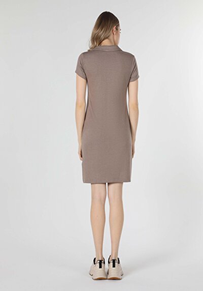 صورة من للنساء فستان