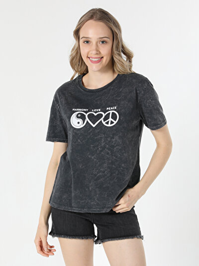 اعرض التفاصيل لـ أنتراسيت للنساء تي شيرت بأكمام قصيرة