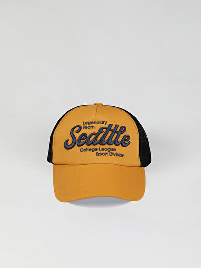 صورة من زعفراني للرجال قبعة