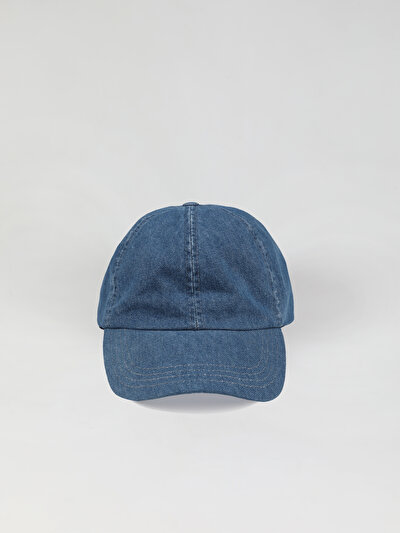 صورة من أزرق للرجال قبعة