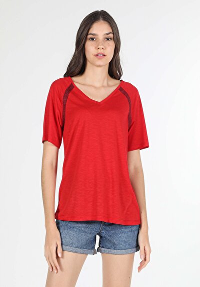 اعرض التفاصيل لـ أحمر للنساء تي شيرت بأكمام قصيرة