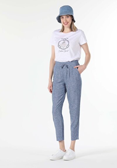 صورة من أزرق للنساء بناطيل