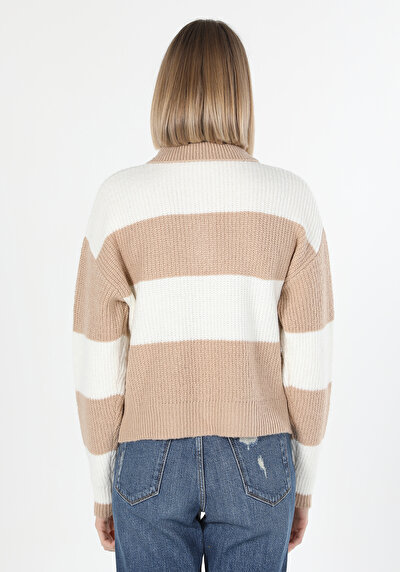 اعرض التفاصيل لـ بيج فاتح للنساء 