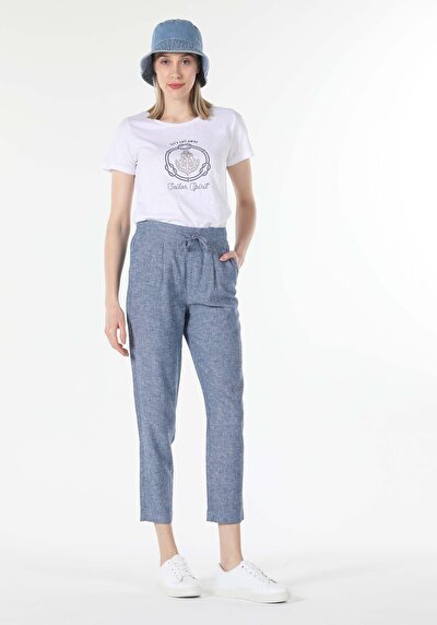 صورة من أزرق للنساء بناطيل