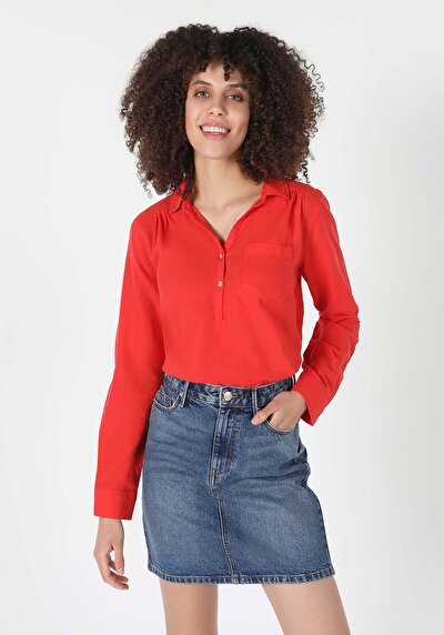 صورة من مرجاني للنساء قميص  كم طويل