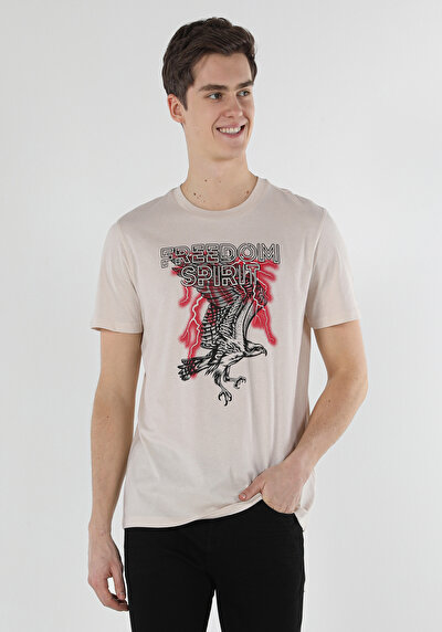 صورة من بيج للرجال تي شيرت بأكمام قصيرة