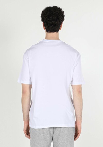 اعرض التفاصيل لـ أبيض للرجال تي شيرت بأكمام قصيرة