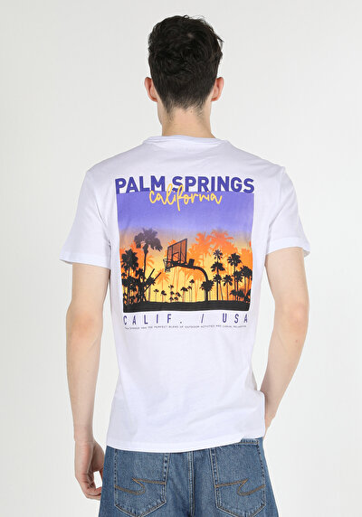 اعرض التفاصيل لـ أبيض للرجال تي شيرت بأكمام قصيرة