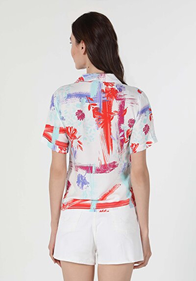 صورة من متعدد الألوان للنساء قميص كم قصير