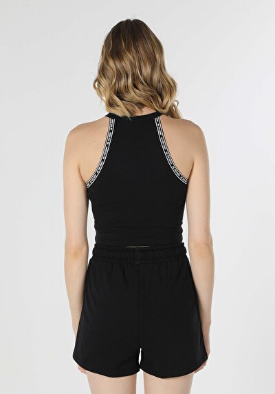 صورة من سليم فيت بلوزة نسائية سوداء