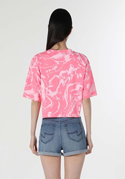 اعرض التفاصيل لـ وردي للنساء تي شيرت بأكمام قصيرة