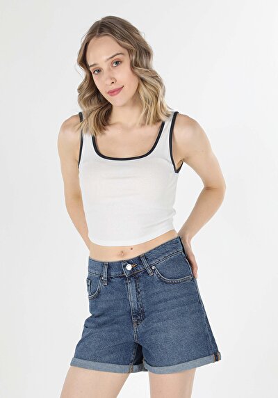 صورة من أبيض للنساء رياضي