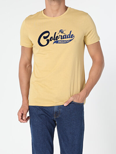 اعرض التفاصيل لـ زعفراني للرجال تي شيرت بأكمام قصيرة