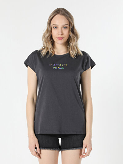 اعرض التفاصيل لـ أنتراسيت للنساء تي شيرت بأكمام قصيرة