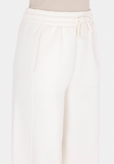 اعرض التفاصيل لـ أبيض للنساء بنطال رياضي