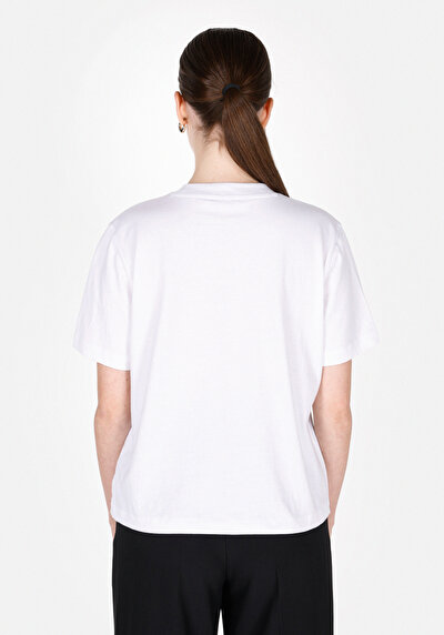 اعرض التفاصيل لـ   رقبة مستديرة مستقيم نسائي أبيض بأكمام قصيرة تي شيرت