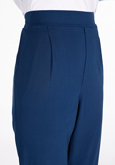 اعرض التفاصيل لـ أزرق للنساء بناطيل