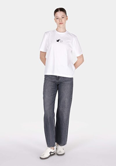 صورة من رقبة مستديرة مطبوعة نسائية أبيض قصيرة أكمام تي شيرت