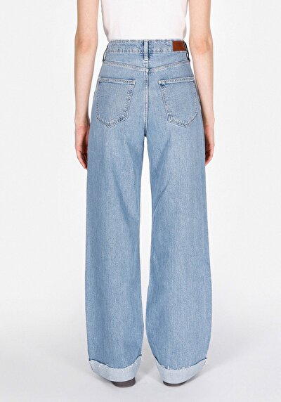 اعرض التفاصيل لـ   خصر عالي ساق واسعة نسائي نيلي جينز