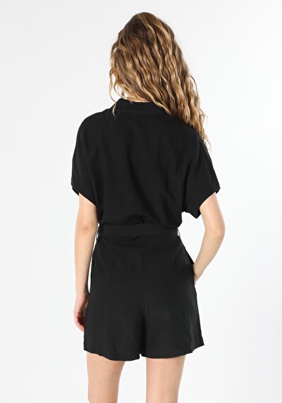 صورة من أسود للنساء