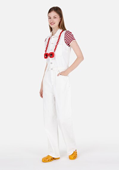 اعرض التفاصيل لـ   جينز أبيض نسائي