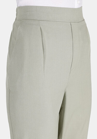 اعرض التفاصيل لـ أخضر للنساء بناطيل