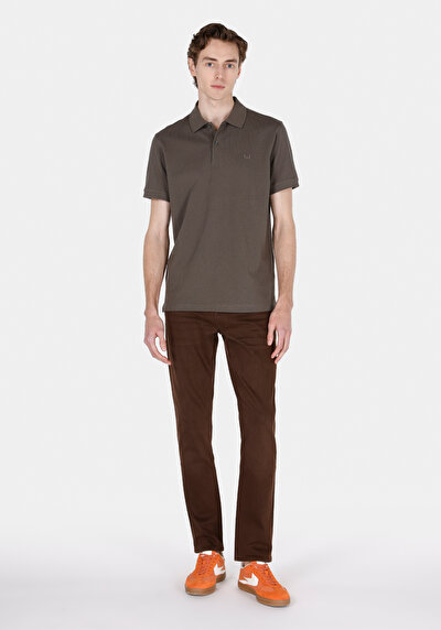 صورة من دينيم للرجال بناطيل