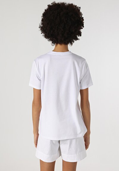 اعرض التفاصيل لـ أبيض للنساء تي شيرت بأكمام قصيرة