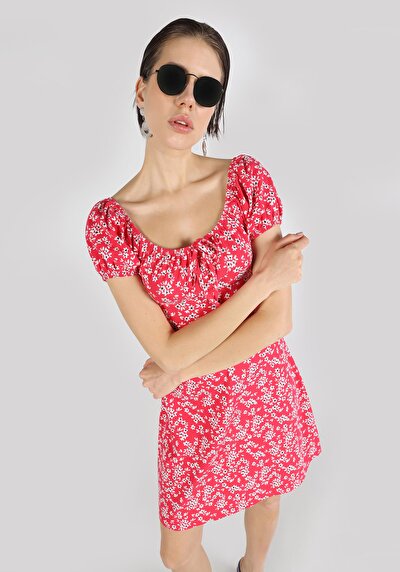 صورة من  عادي أزهار نسائي متعدد الألوان فستان قصير الأكمام