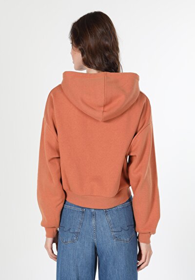 صورة من برتقالي للنساء بلوز