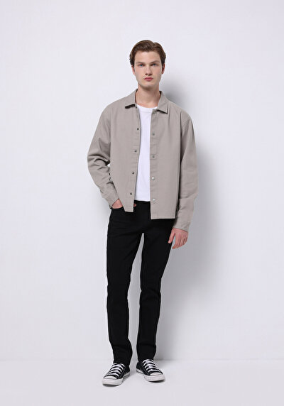 صورة من مستقيم  خصر منخفض مستقيم الساق الجينز الأسود للرجال