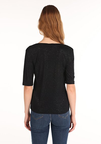 صورة من ضيق قصة على شكل V رقبة نسائية أسود كم قصير تي شيرت