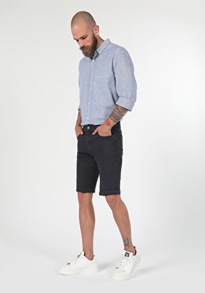 صورة من أنتراسيت للرجال شورت