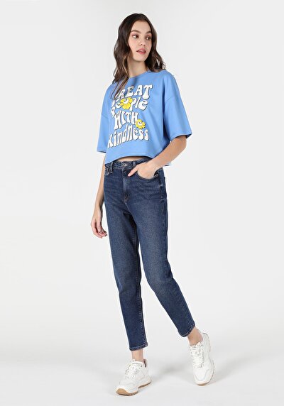 صورة من أزرق للنساء بناطيل