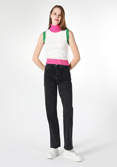 صورة من عادي مناسب ارتفاع الخصر كامل الساق جينز نسائي جينز