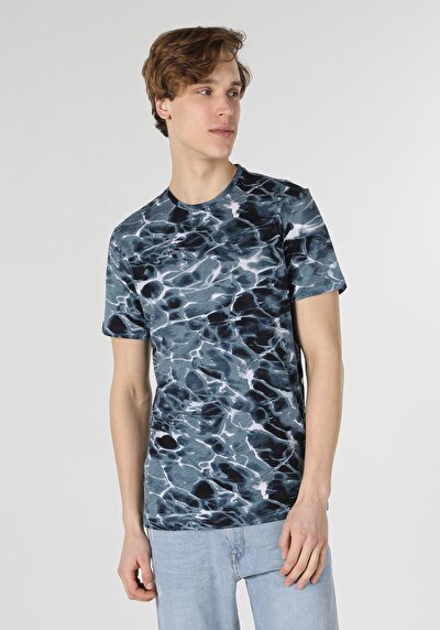 صورة من أزرق للرجال تي شيرت بأكمام قصيرة