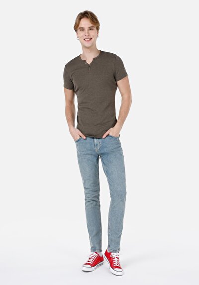 صورة من نحيف رقبة بلاكيت مستقيم رجالي أخضر كم قصير تي شيرت