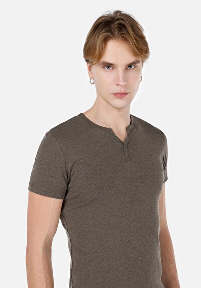 صورة من نحيف رقبة بلاكيت مستقيم رجالي أخضر كم قصير تي شيرت